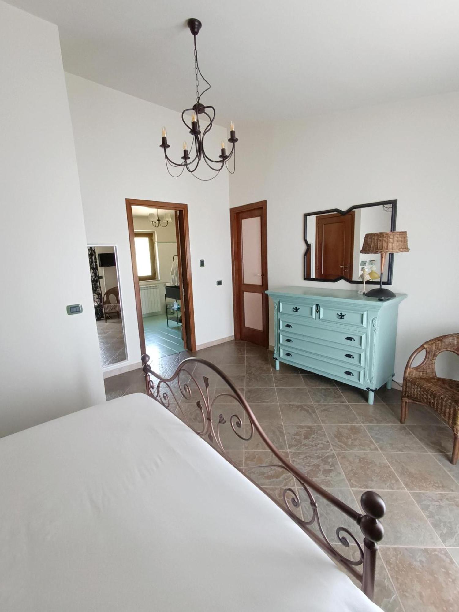Bed and Breakfast La Casa Di Matilde à Gioiosa Marea Extérieur photo
